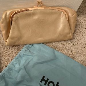 HOBO Clutch